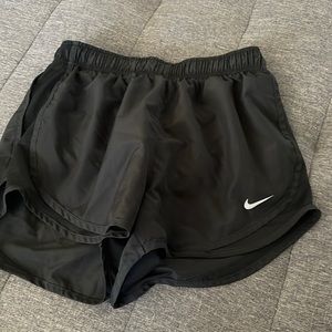 Black Nike shorts